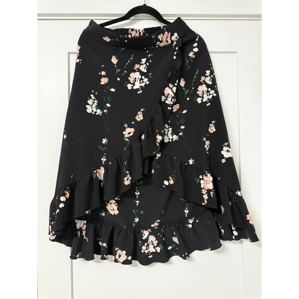 LC Lauren Conrad Black Floral Ruffle High Low Wrap Skirt Medium